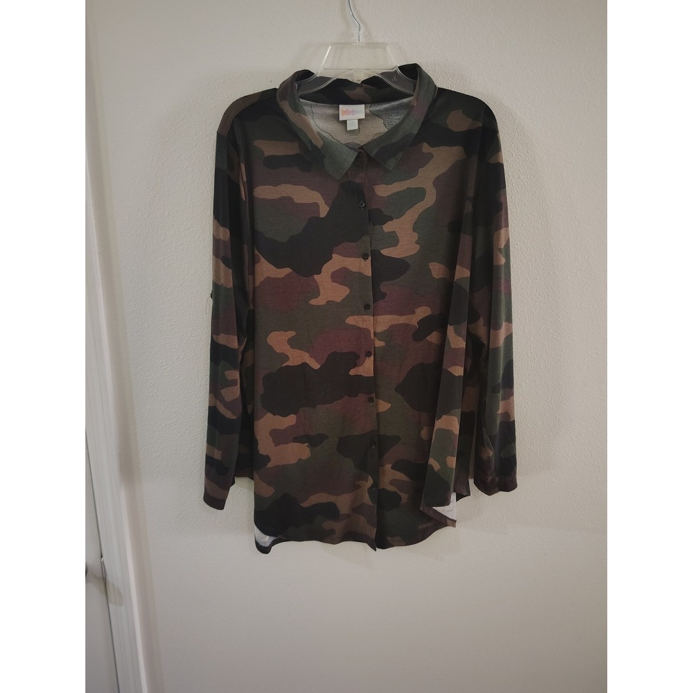 LuLaRoe Camo Button Down Shirt  2XL Green Brown Camouflage Long‎ Sleeve Knit